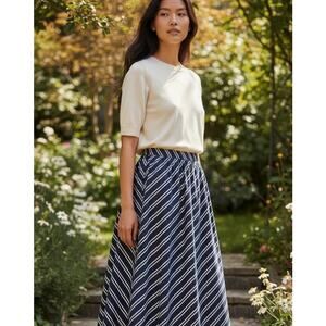 NWOT Banana Republic striped skirt